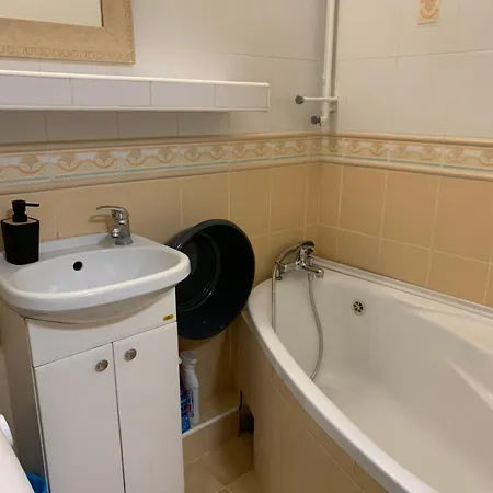 Mieszkanie Pavi アパート